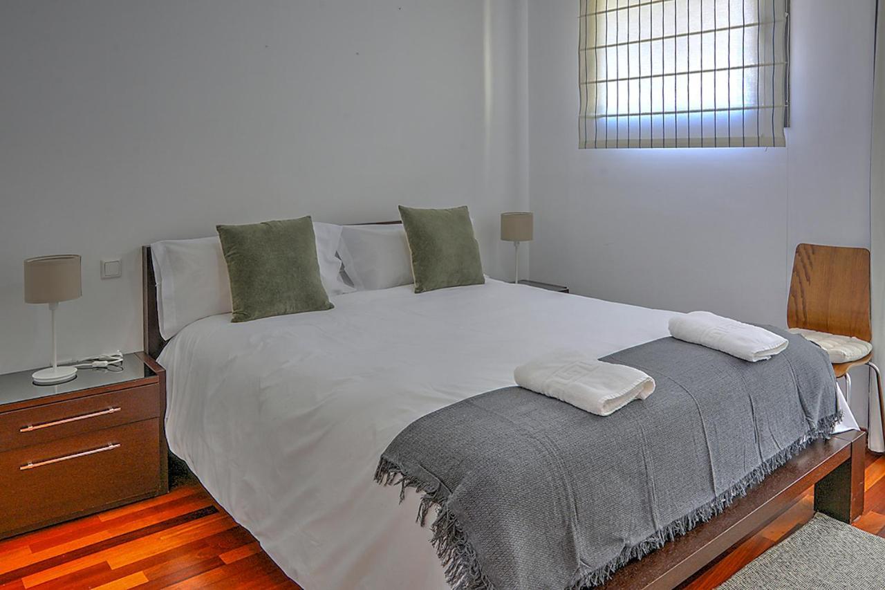 San Bernardo Family Apartment Sevilla Bagian luar foto