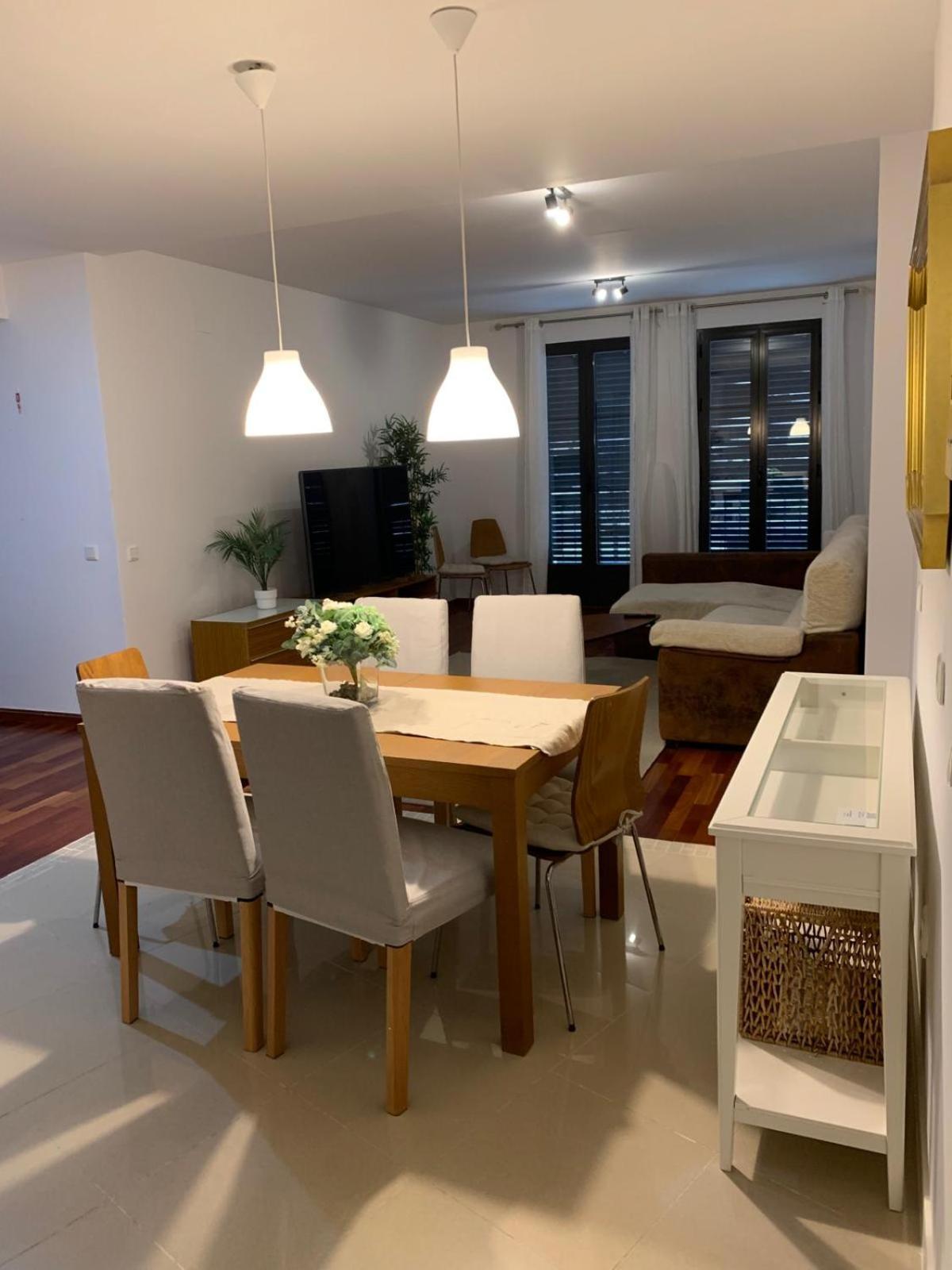 San Bernardo Family Apartment Sevilla Bagian luar foto